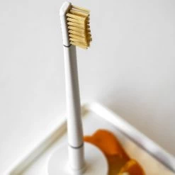 Brush + Base Vitamin C -Beauty Verkoop EPYU7w300822 3 dgl BE