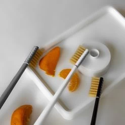 Brush + Base Vitamin C -Beauty Verkoop lVJNMJ300822 4 dgl BE